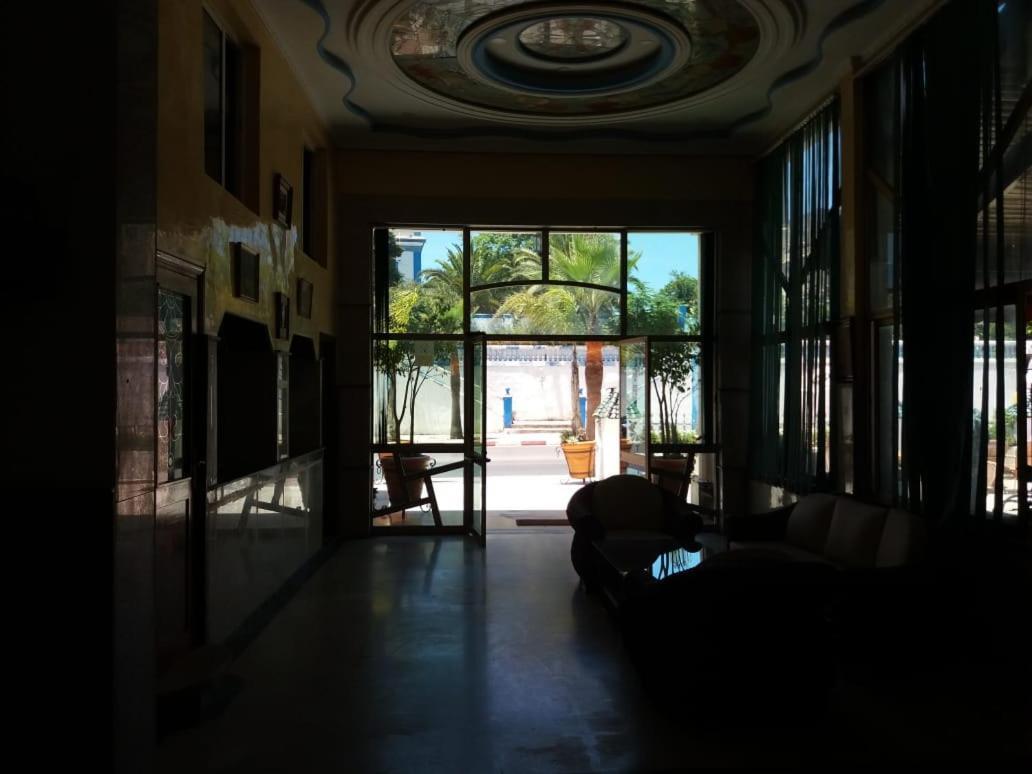Hotel Choumis Haj Messaoud Larache Exterior foto